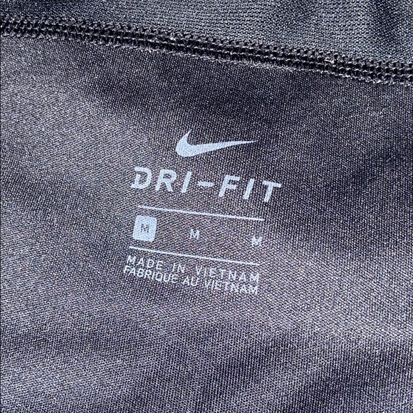 Nike running shorts - Picture 3 of 3
